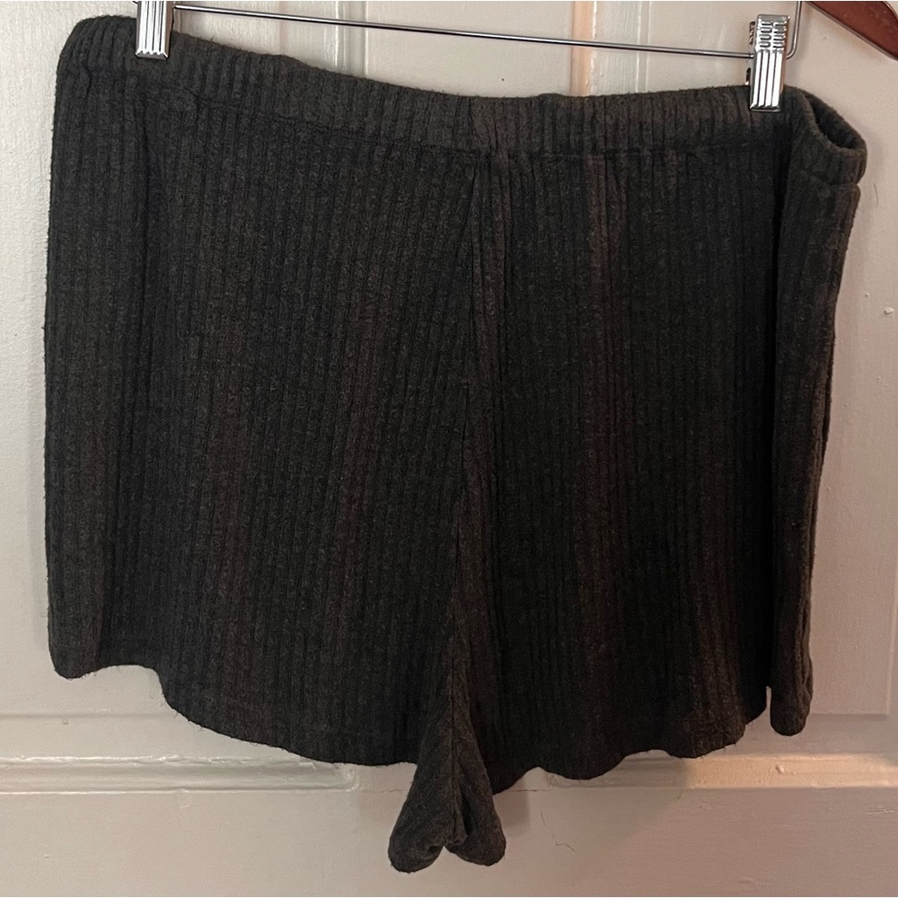 Loft Sleep Shorts - Picture 2 of 3